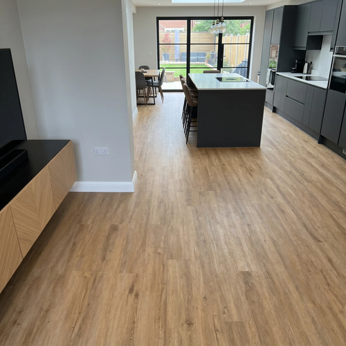 Natural oak spc click vinyl - oak,